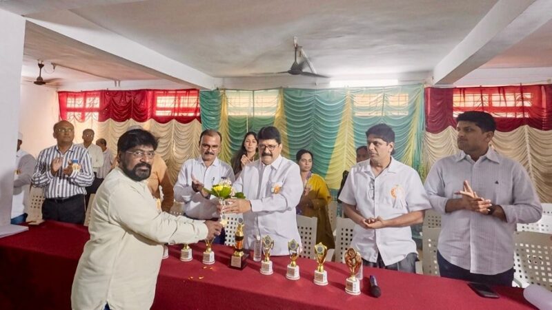 ‘एस. क्रिएटर्स’ प्रोजेक्ट एक्झिबिशन उत्साहात!